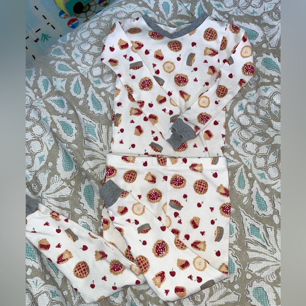 ❗️SOLD ❗️Burt's Bees Baby 24 month Cherry Pie Two- Piece Pajama Set